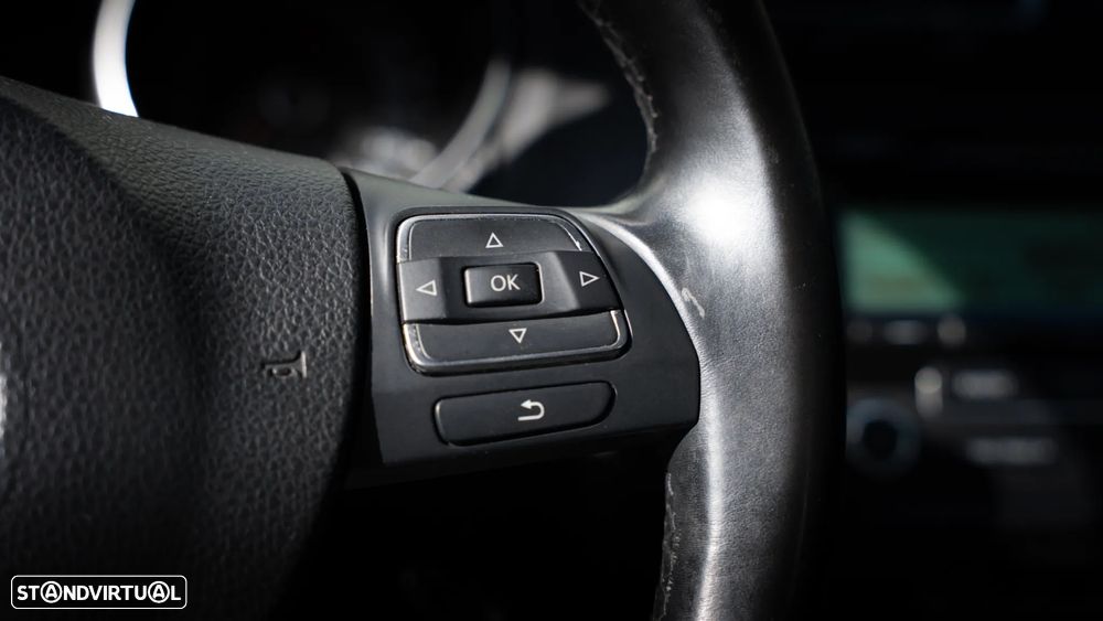 VW Golf 2.0 TDI DPF DSG Style - 19