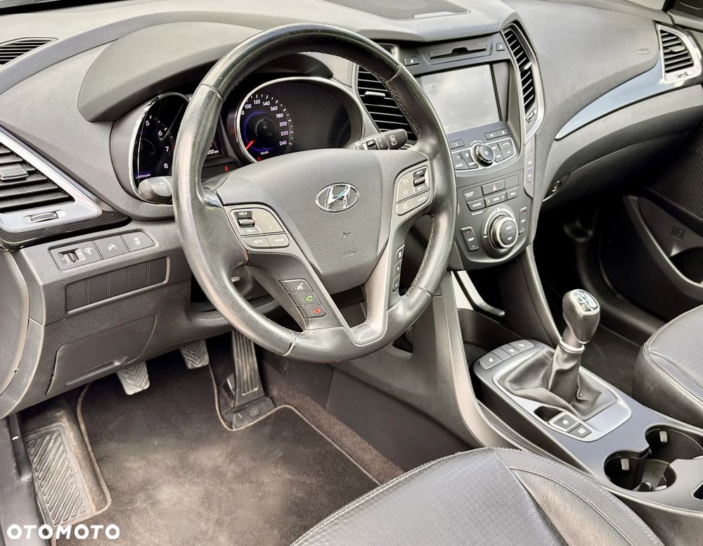 Hyundai Santa Fe - 3