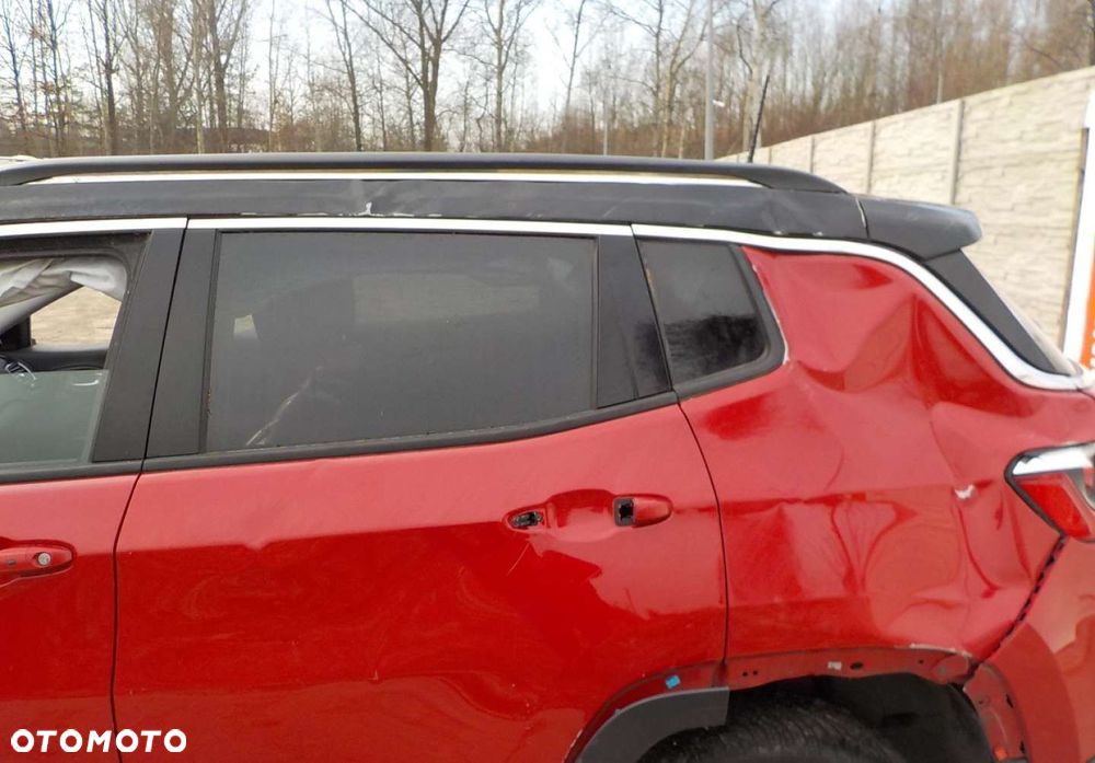Jeep Compass - 14