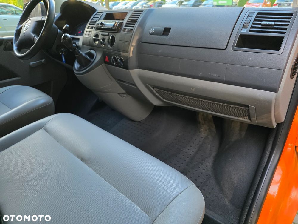 Volkswagen Transporter - 10
