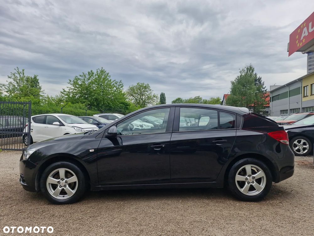 Chevrolet Cruze 1.6 LT+ - 3