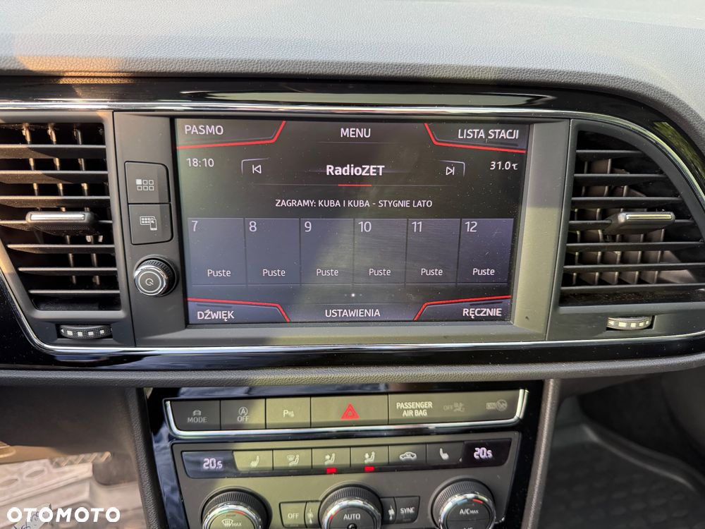 Seat Leon Sportstourer 2.0 TDI DPF DSG FR Black Matt Edition - 30
