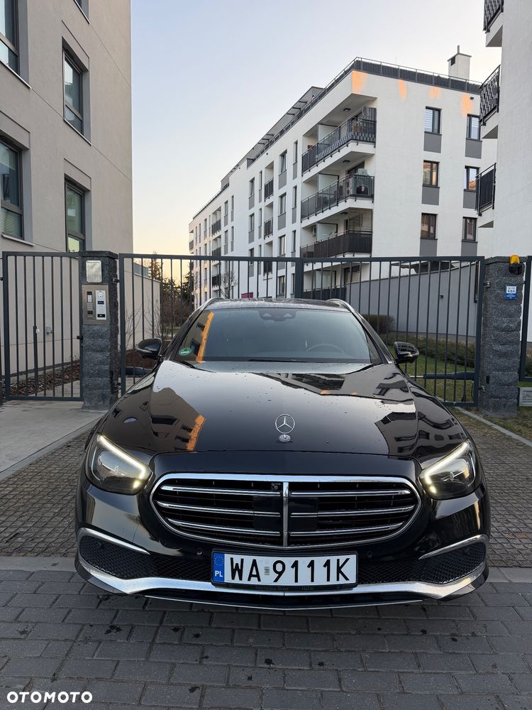 Mercedes-Benz Klasa E 300 de 4Matic 9G-TRONIC Exclusive - 2