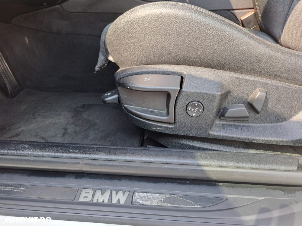 BMW Seria 5 520d Aut. - 14