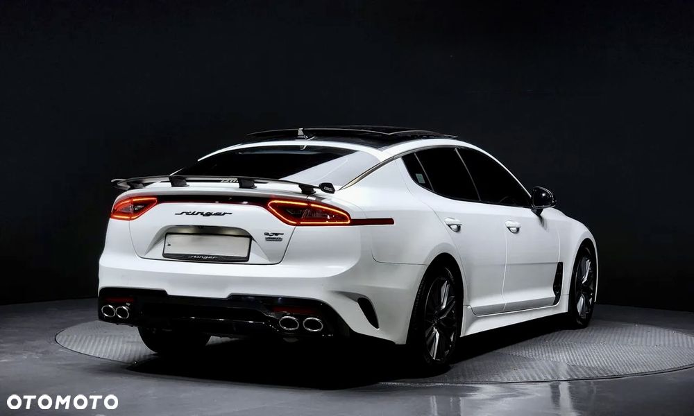 Kia Stinger 3.3 T-GDI AWD GT - 4