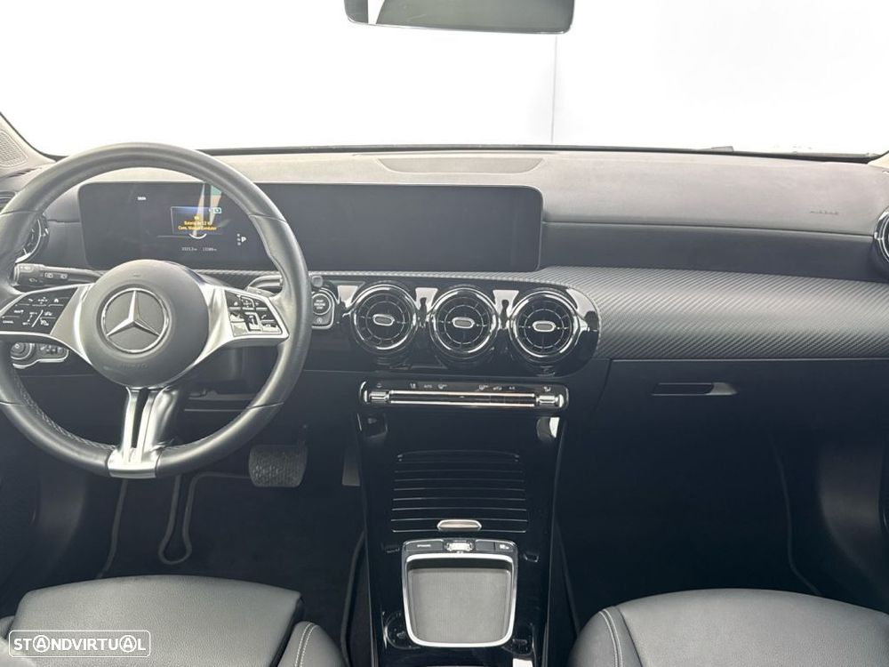Mercedes-Benz A 200 Standard - 10