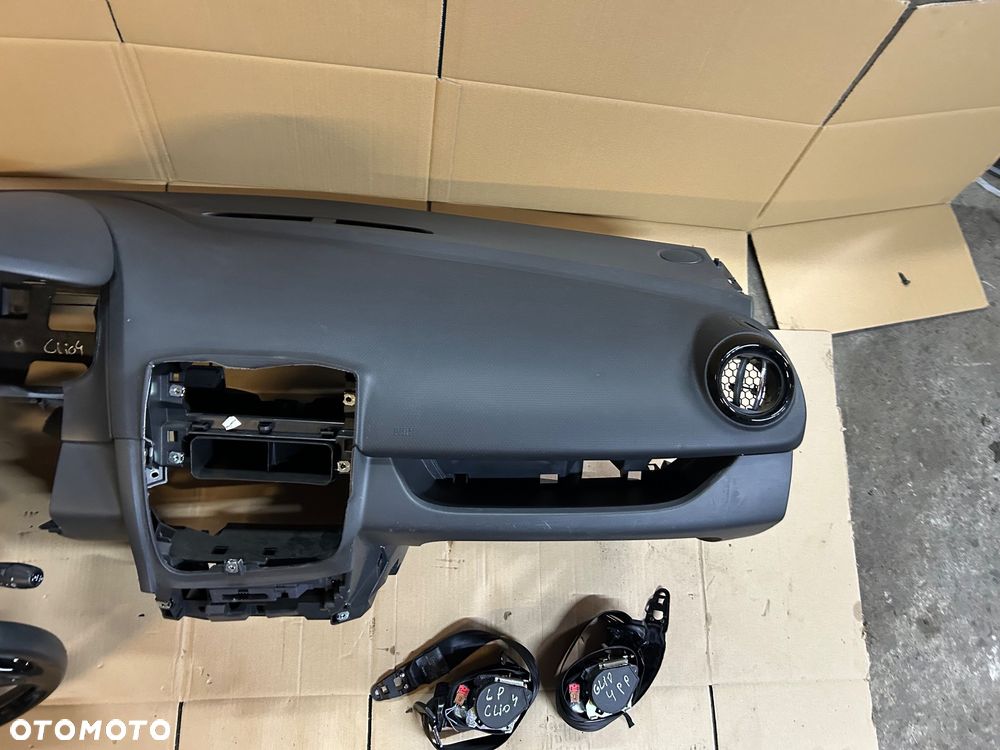 Renault Clio IV konsola deska rozdzielcza pasy napinacze poduszki airbag zestaw oryginał - 5