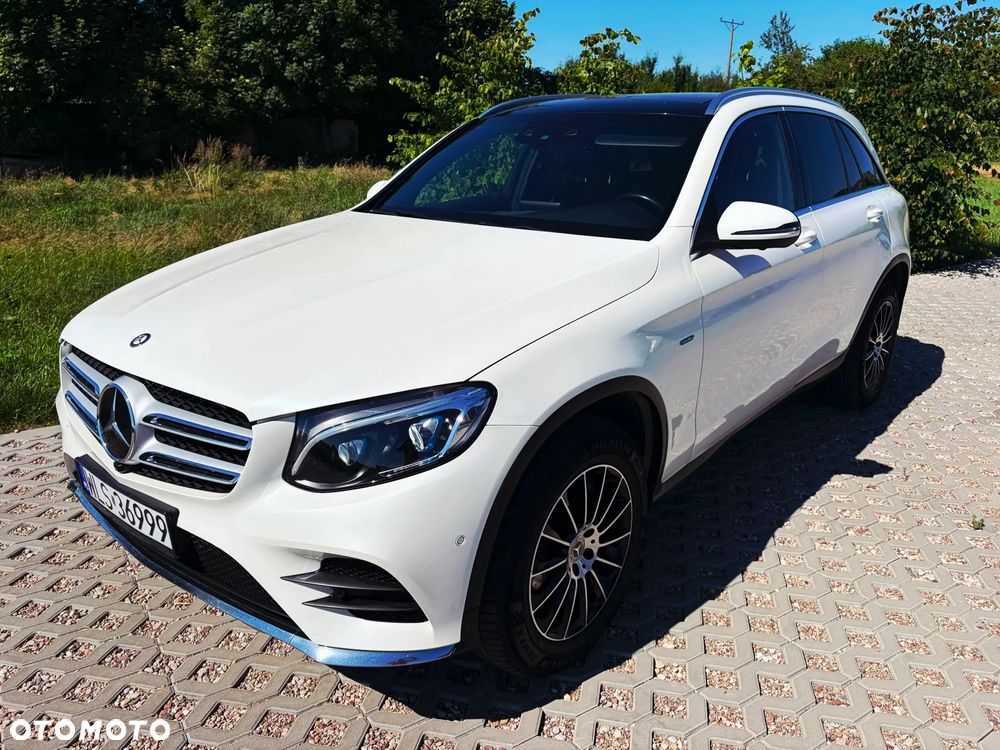 Mercedes-Benz GLC - 4