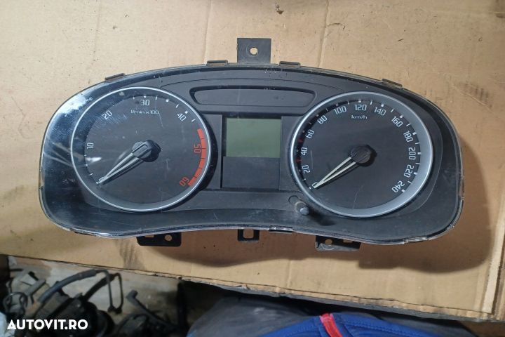 Ceasuri bord 5J0920811C Skoda Fabia 6Y  [din 1999 pana  2004] Combi wagon 5-usi 1.9 TDI MT (101 hp) - 3