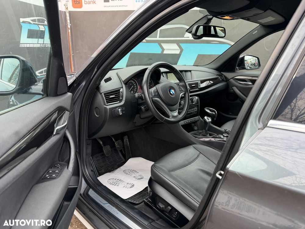 BMW X1 sDrive20d xLine - 12