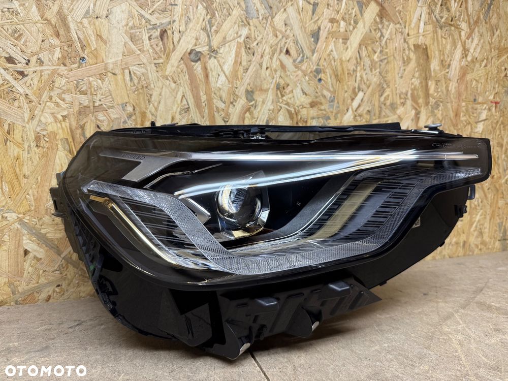 LAMPA PRAWA FULL LED GOLD BMW 2 G42 5A03E38 - 27