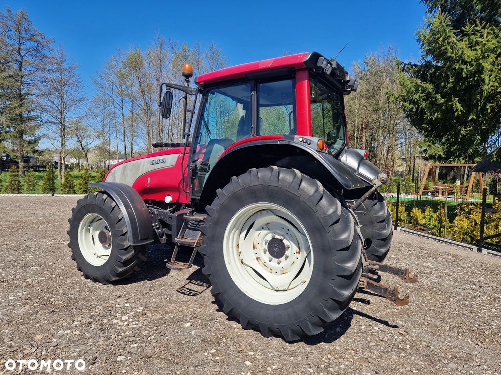 Valtra T121 HiTech - 5