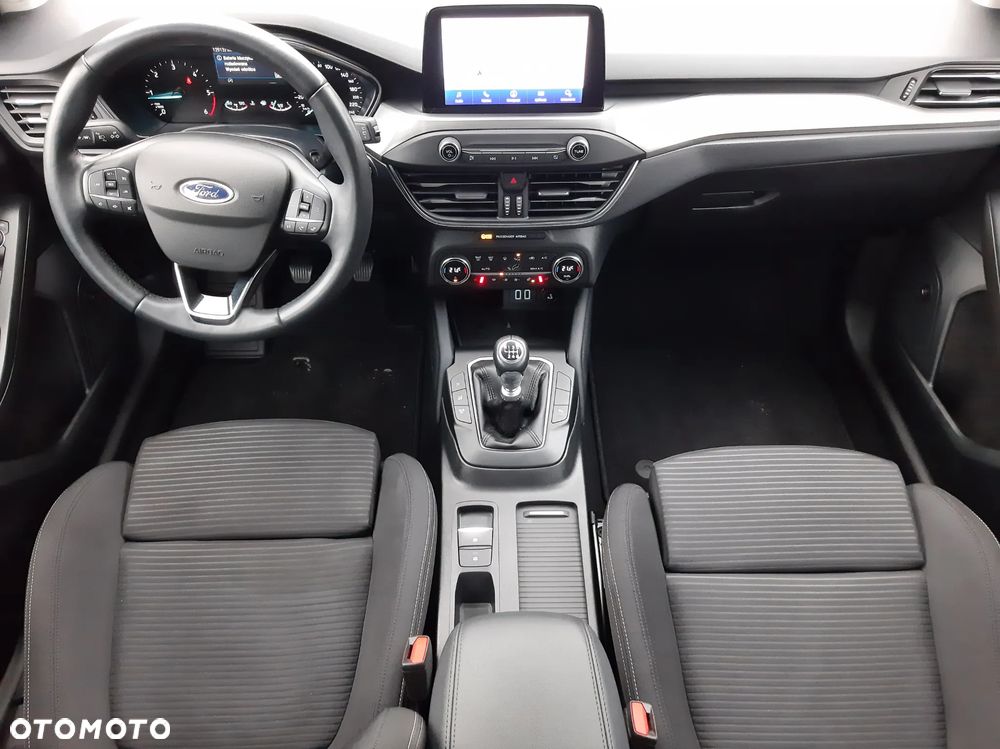Ford Focus SW - 7