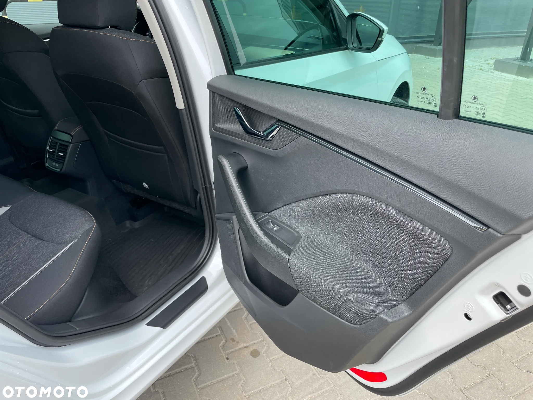 Skoda Kamiq 1.0 TSI Style DSG - 10
