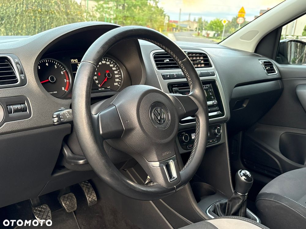 Volkswagen Polo 1.2 Blue Motion Technology Life - 24
