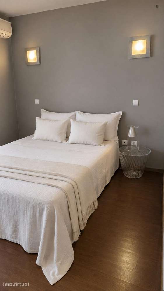 Quarto - localizado em Barcelos - Grande imagem: 2/5