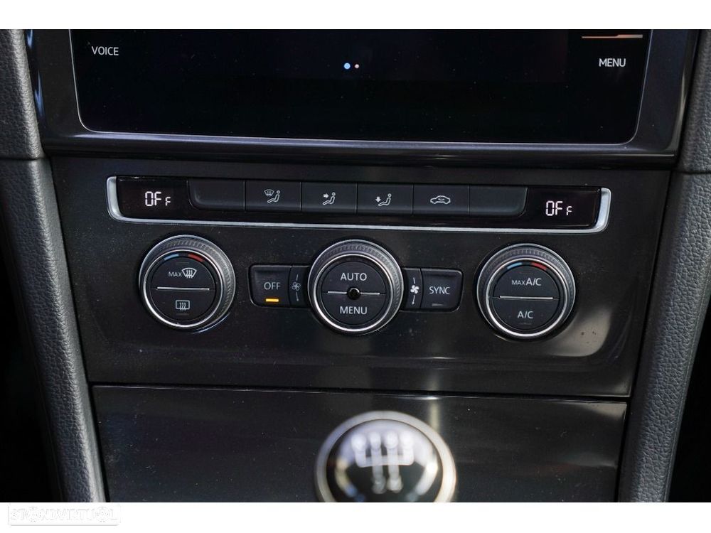 VW Golf Variant 1.6 TDi Confortline - 8