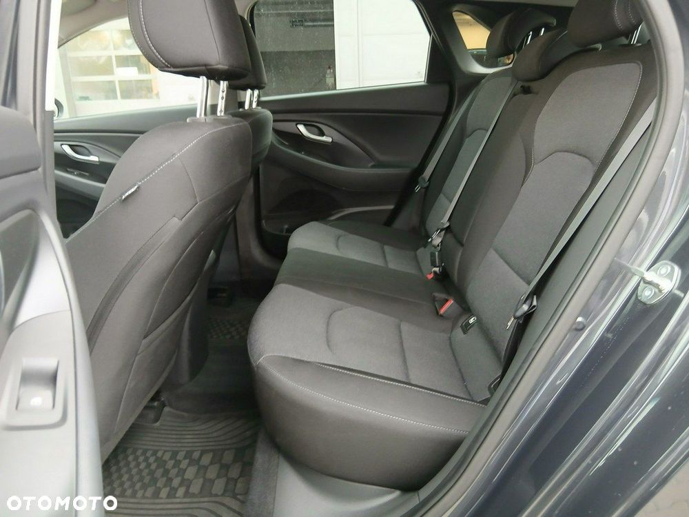 Hyundai i30 1.0 T-GDI Smart - 12