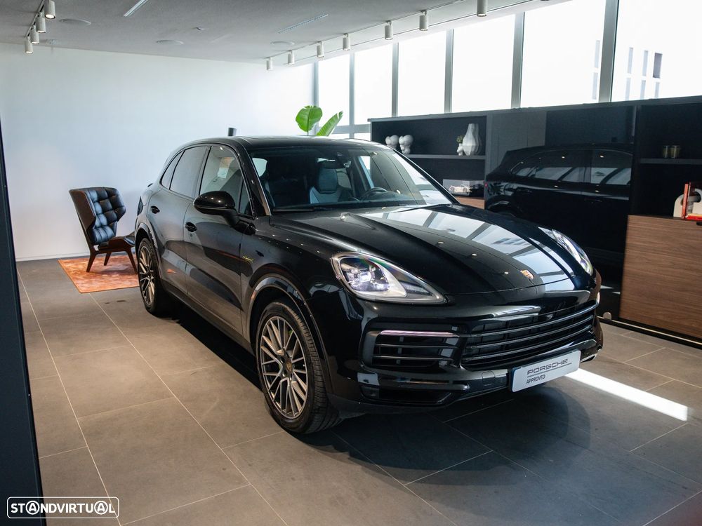 Porsche Cayenne E-Hybrid Platinum Edition - 2