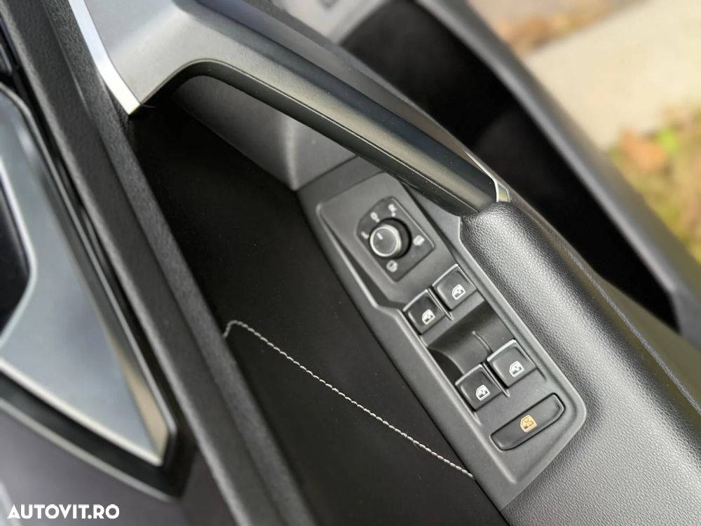 Volkswagen Tiguan 2.0 TDI SCR DSG 4Motion R-Line - 26