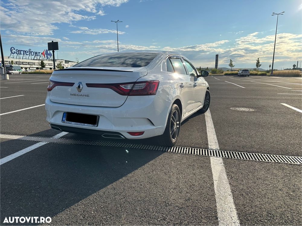 RENAULT Megane 2024 — imagine 6