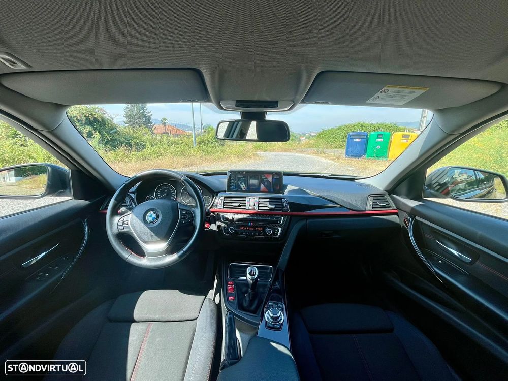 BMW 320 d Line Sport - 13