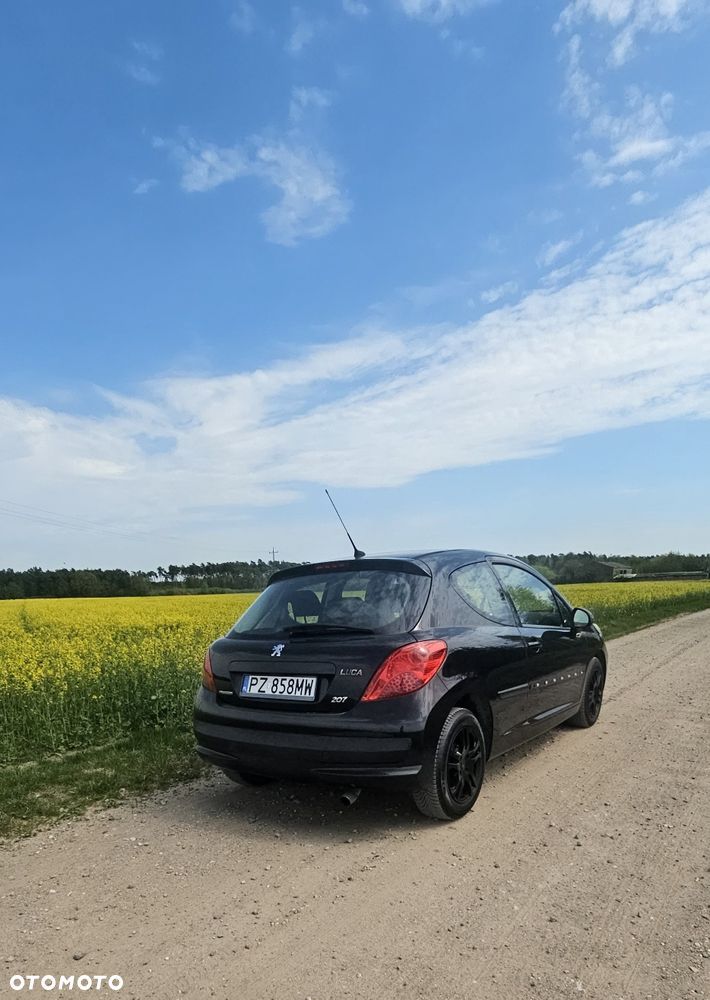 Peugeot 207 - 2