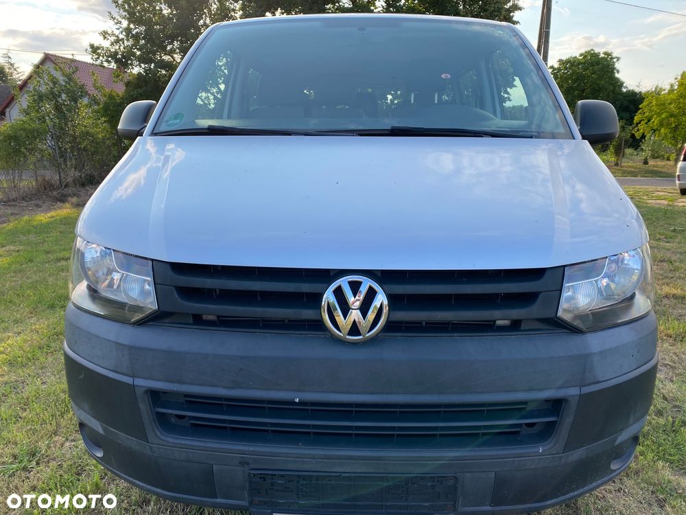 Volkswagen Transporter - 2