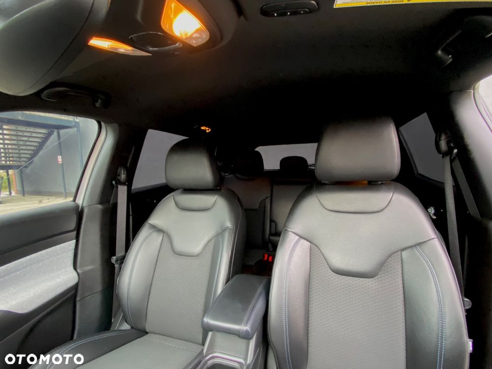 Jeep Compass - 22