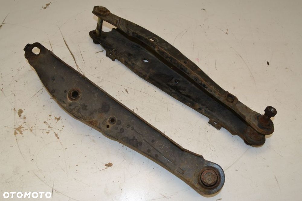 Lexus GS 300 430 mk2 wahacz tylny dolny - 3