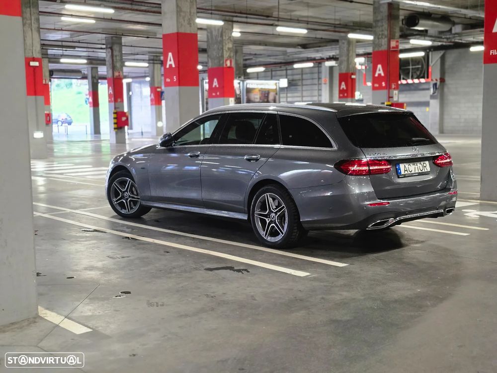 Mercedes-Benz E 300 de AMG Line - 1