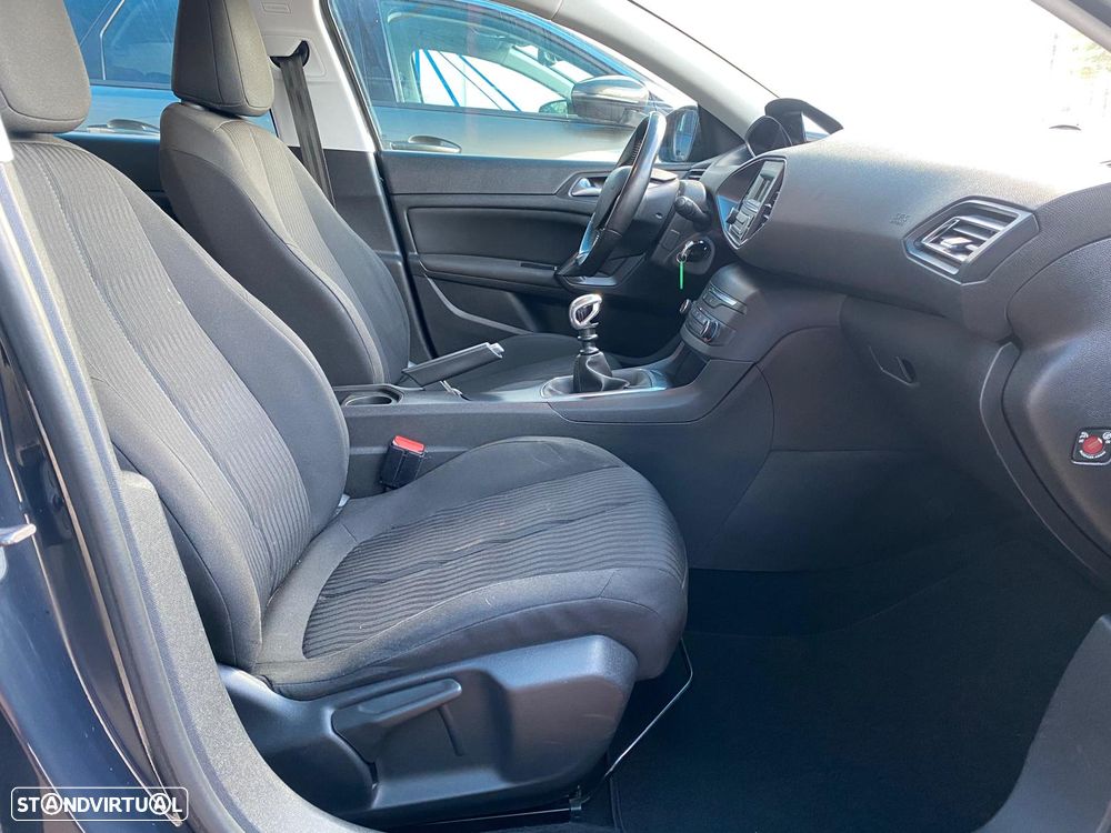 Peugeot 308 SW BlueHDi 100 Stop & Start Access - 17