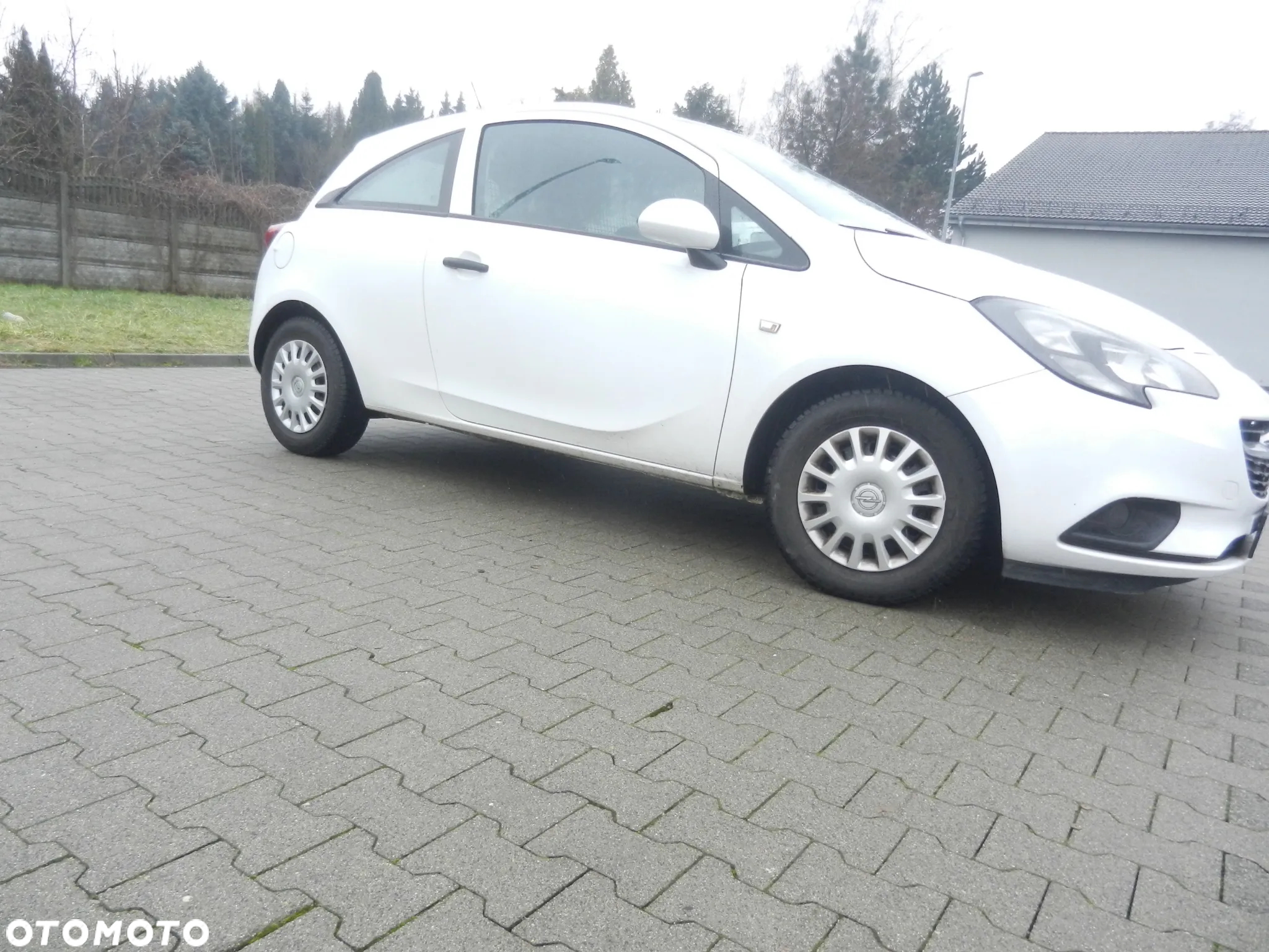 Opel corsa van - 8