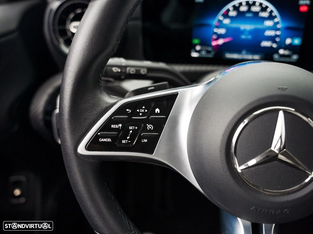 Mercedes-Benz A 250 e - 19