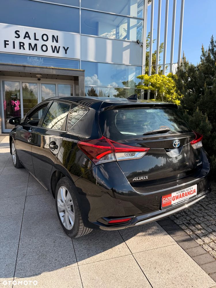 Toyota Auris 1.8 HSD Prestige NAVI - 18