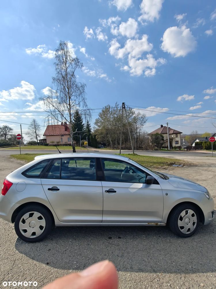 Skoda RAPID 1.6 TDI DPF Ambition Max - 5