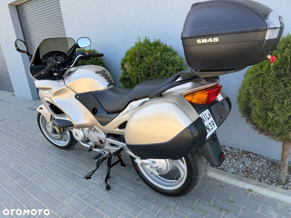 Honda NTV - 9