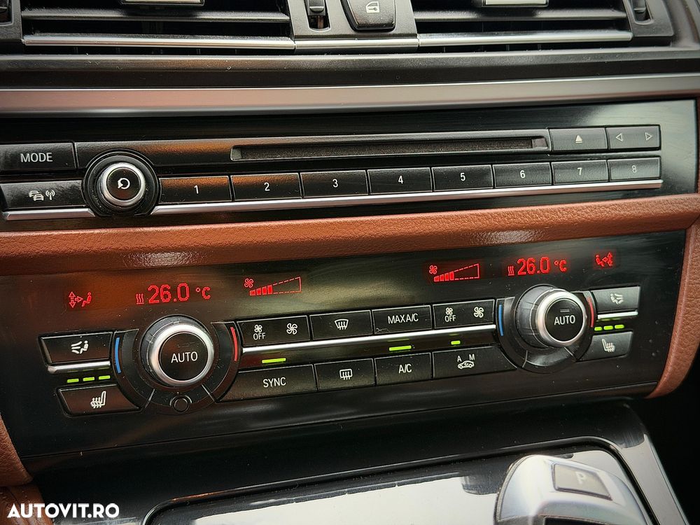 BMW Seria 5 520d Aut. M Sport Edition - 29