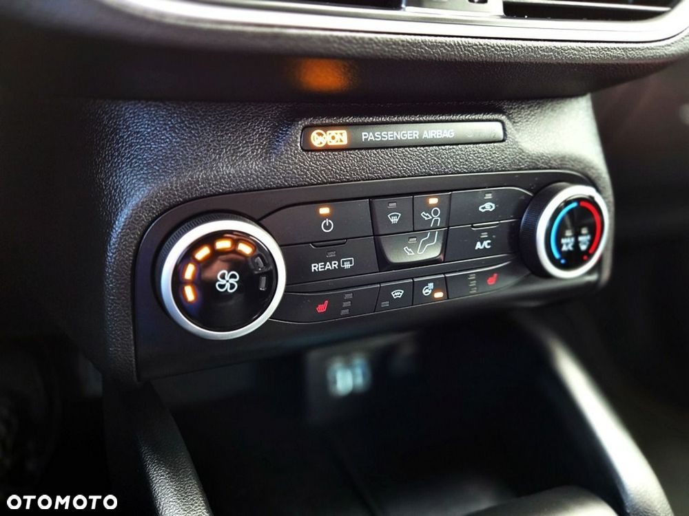 Ford Focus - 17