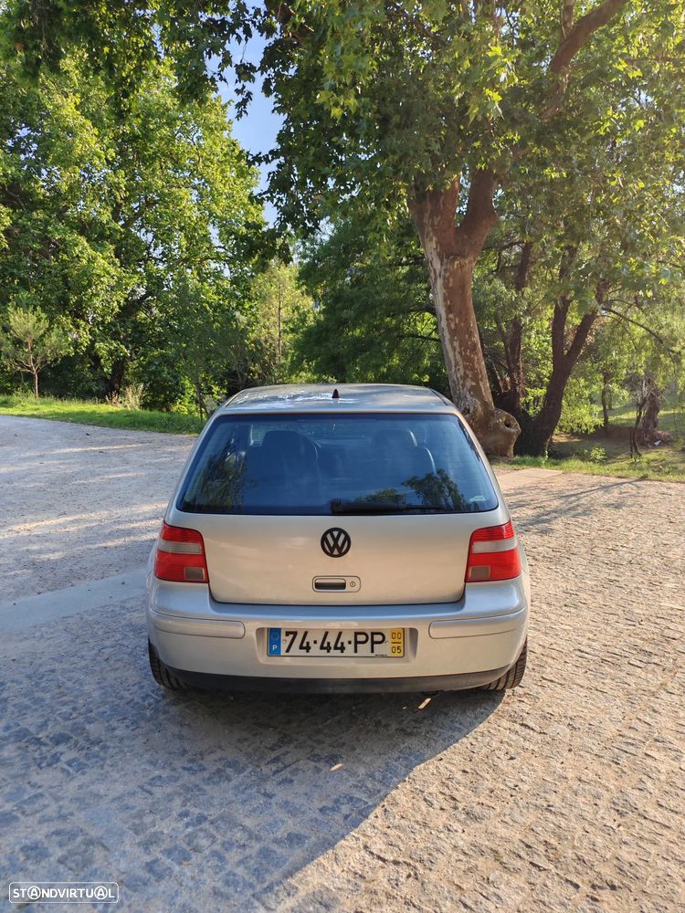 VW Golf 1.9 TDi Highline - 6