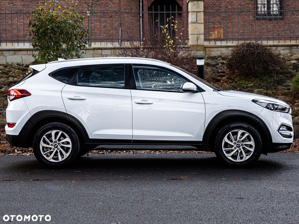 Hyundai Tucson blue 1.7 CRDi 2WD Trend - 5