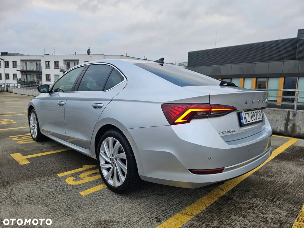 Skoda Octavia 2.0 TSI 4x4 Style DSG - 8