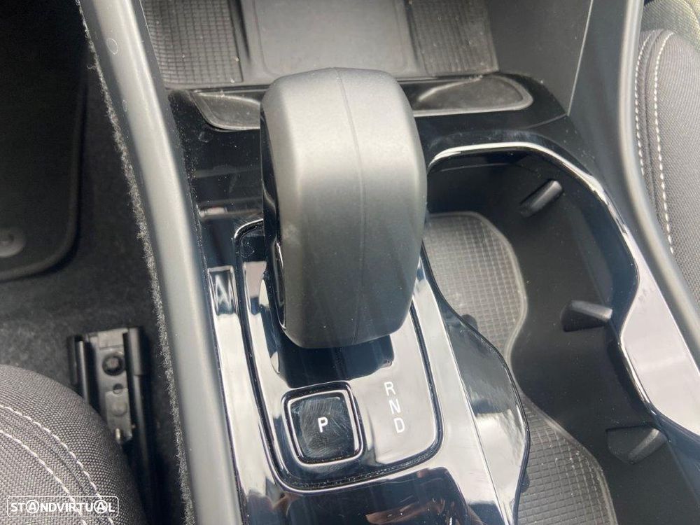 Volvo XC 40 2.0 B3 Black Edition - 19
