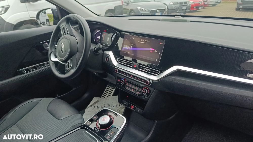 Kia Niro e-Niro 150 kW Vision - 6