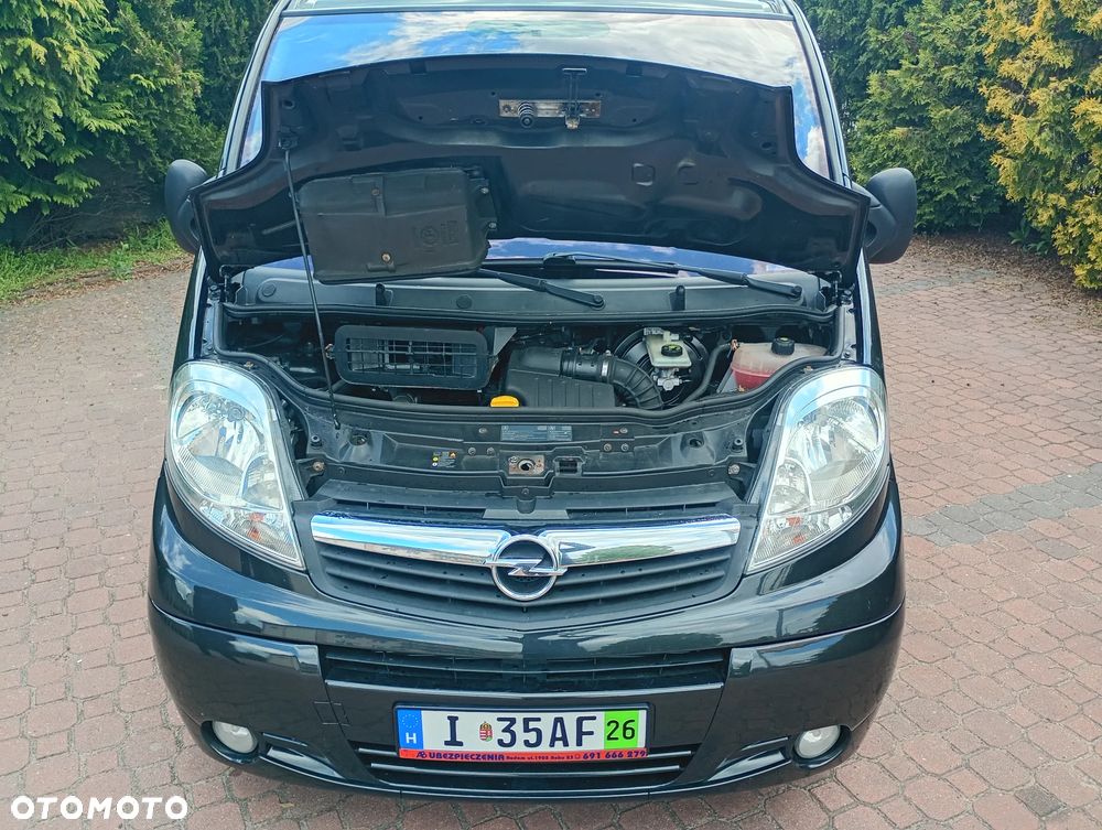 Opel Vivaro - 22