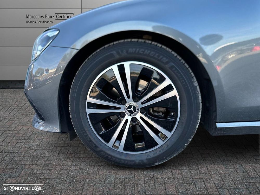 Mercedes-Benz E 220 d Avantgarde - 6