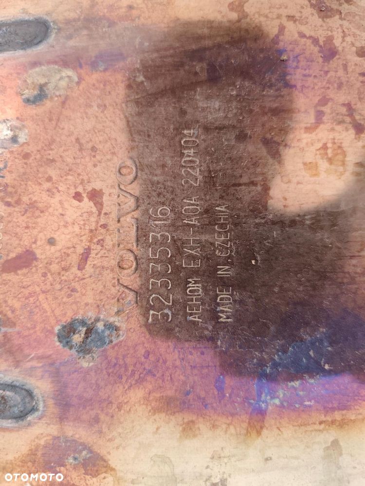 VOLVO XC40 TŁUMIK KOŃCOWY T3 32335316 - 3