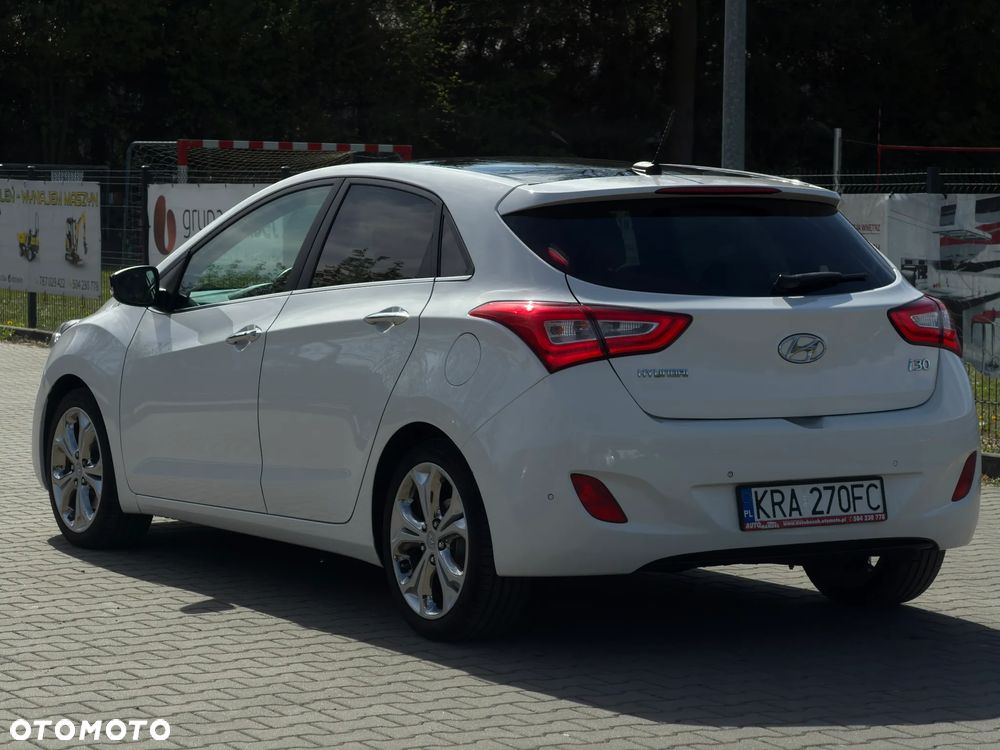 Hyundai i30 1.6 GDI Premium - 6