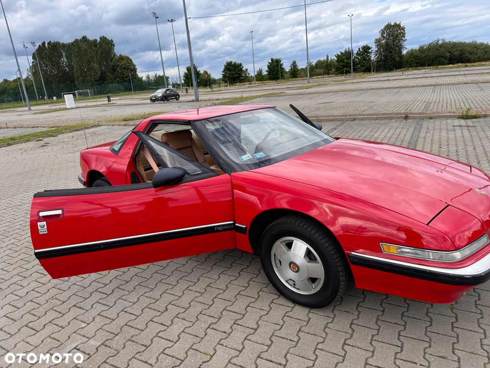 Buick Reatta - 30