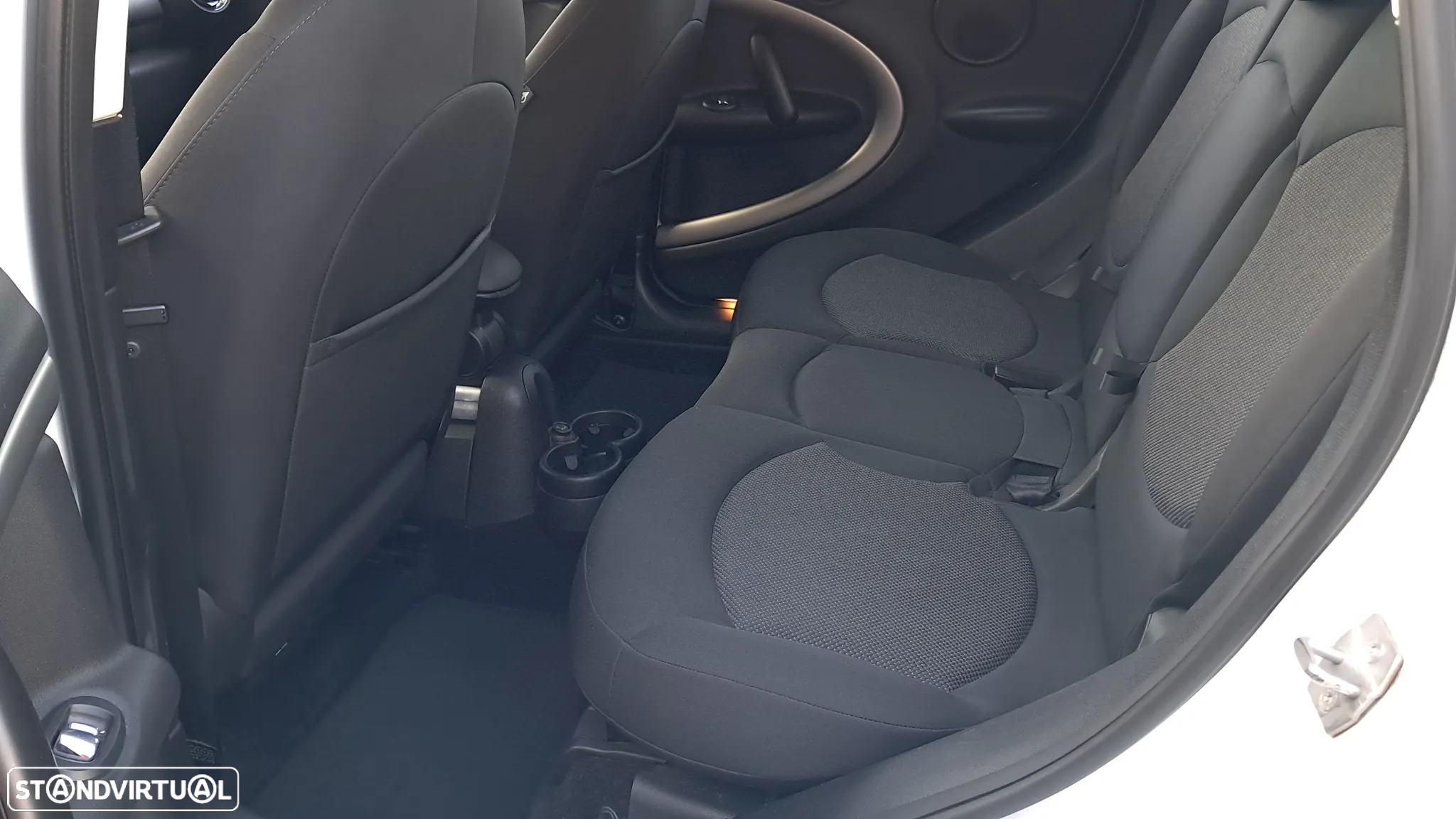 MINI Countryman Cooper D ALL4 - 21